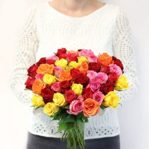 Armful of multicolored roses Max Havelaar - 40 roses